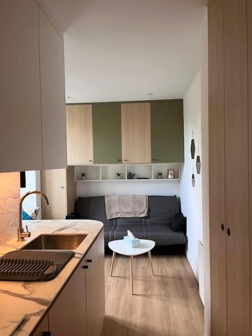 Studio Melun Peaceful Area 5 Min To Train Station Luaran gambar