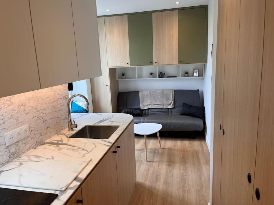 Studio Melun Peaceful Area 5 Min To Train Station Luaran gambar