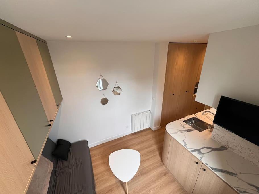 Studio Melun Peaceful Area 5 Min To Train Station Luaran gambar